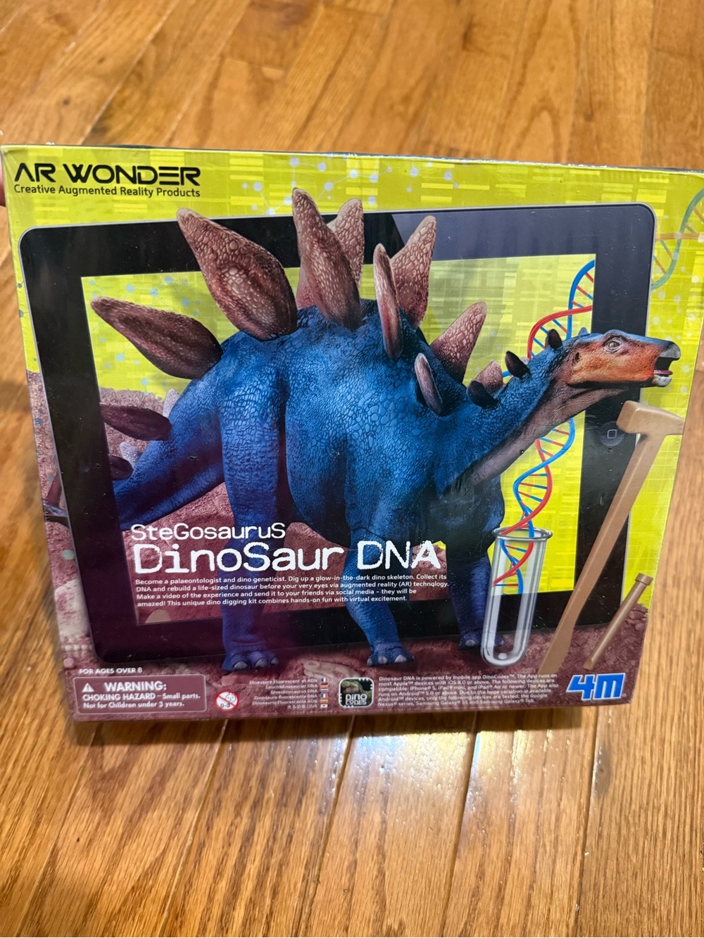 AR Wonder Stegosaurus Dinosaur DNA Kit - Blue